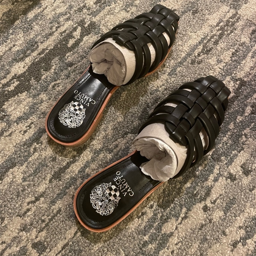 Vince Camuto sandals/mules